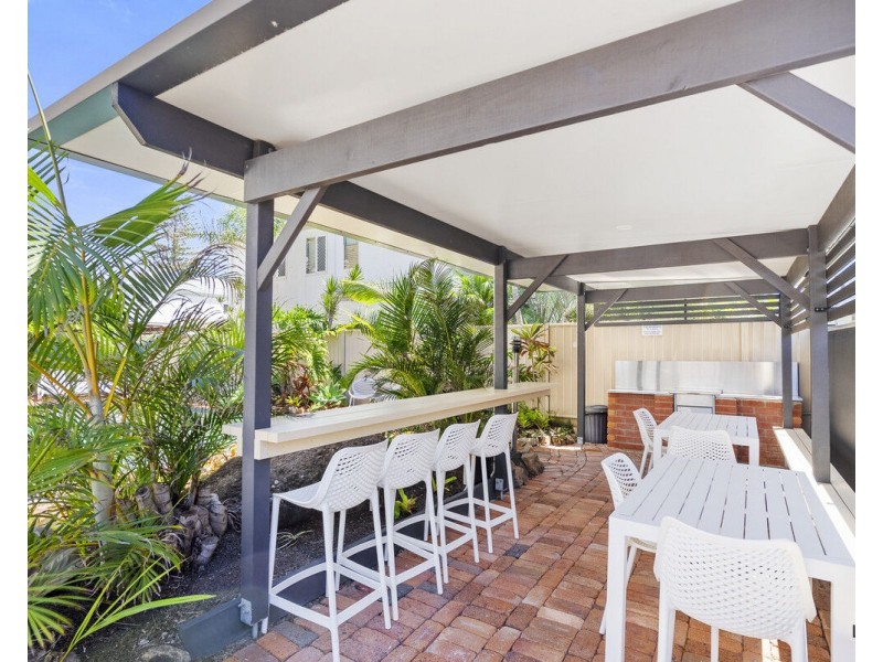 11/1187 Gold Coast Highway, Palm Beach QLD 4221