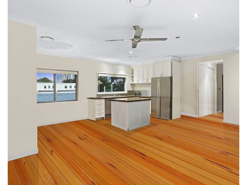 22 Skiff Street, Southport QLD 4215