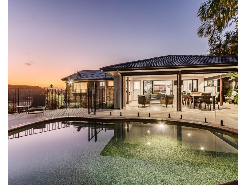25 Birnam Avenue, Banora Point NSW 2486