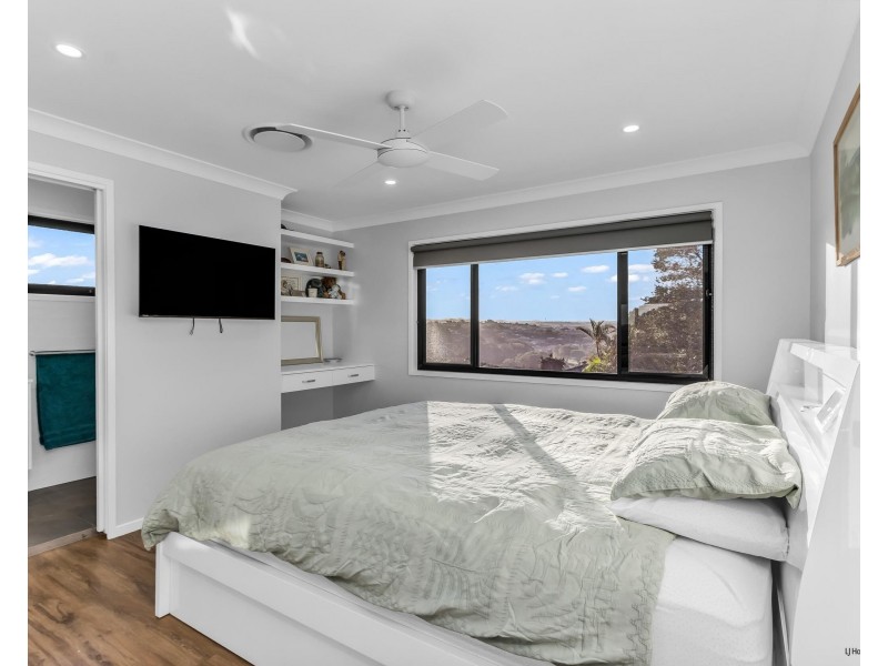 25 Birnam Avenue, Banora Point NSW 2486