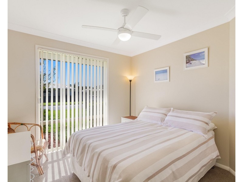 5 Rosnay Court, Banora Point NSW 2486