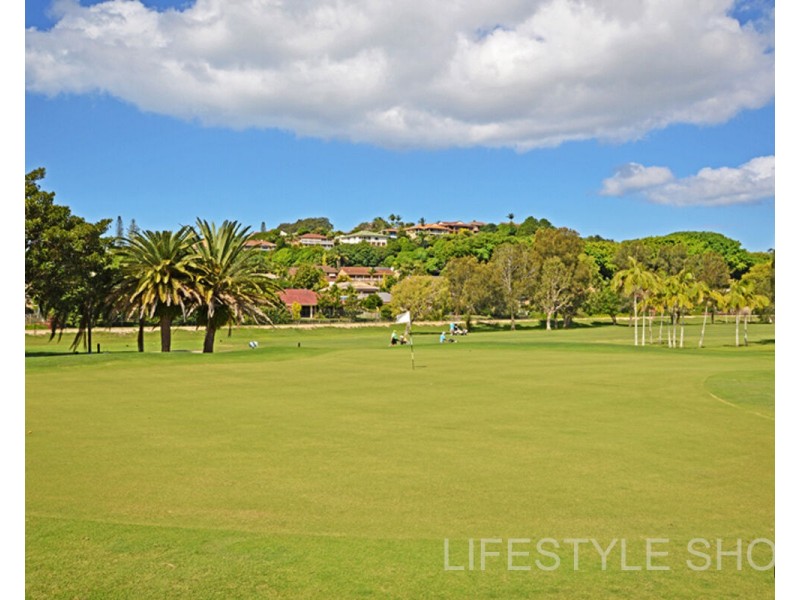 5 Rosnay Court, Banora Point NSW 2486