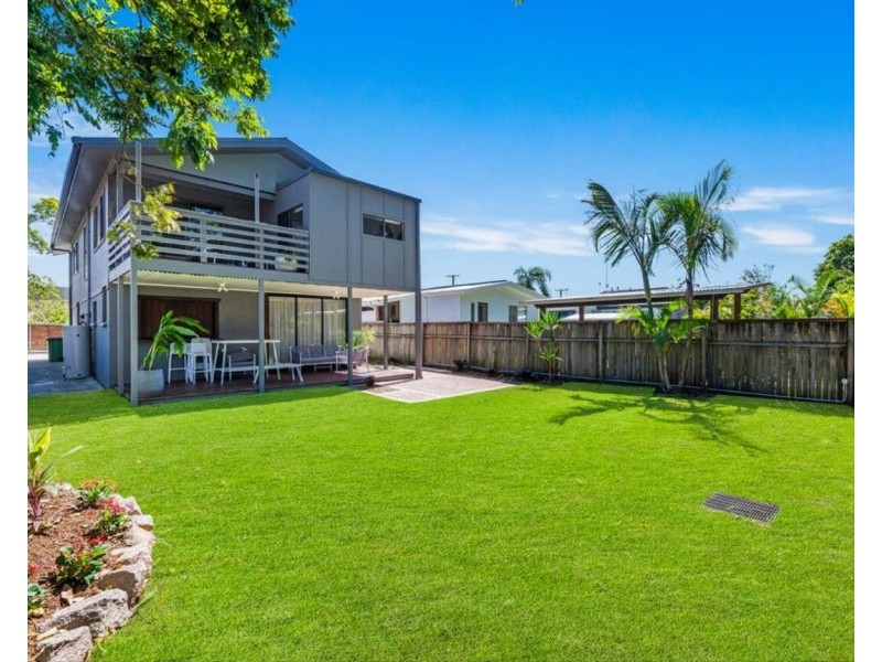 3 Waikiki Avenue, Palm Beach QLD 4221