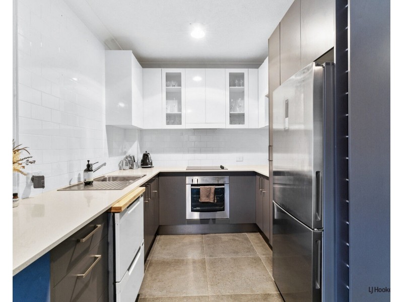 2/41 Murlong Crescent, Palm Beach QLD 4221