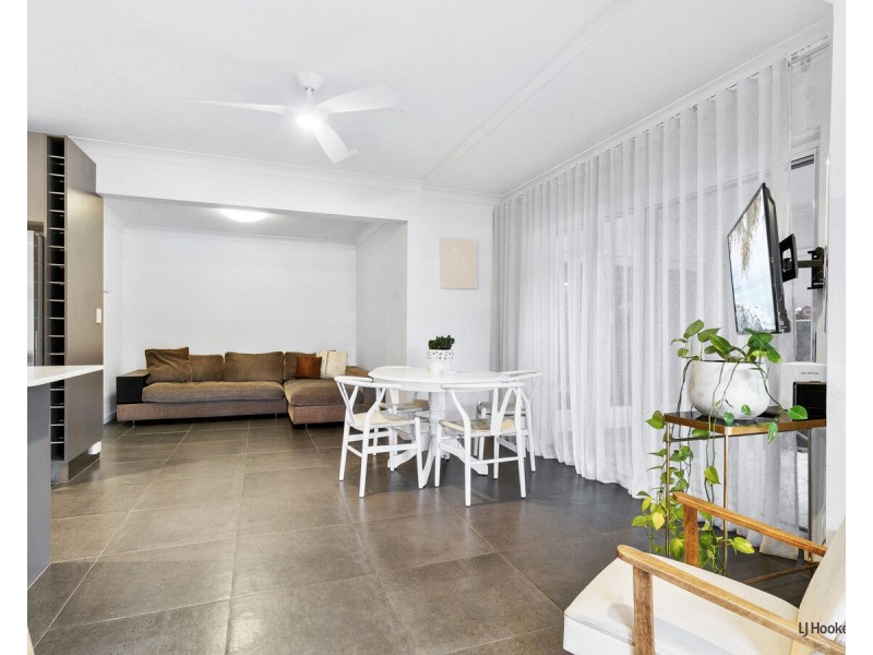 2/41 Murlong Crescent, Palm Beach QLD 4221