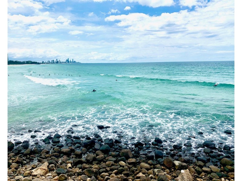 1/61 Tallebudgera Drive, Palm Beach QLD 4221