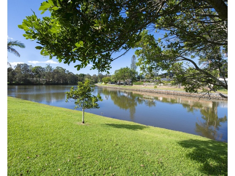 4/18 Bienvenue Drive, Currumbin Waters QLD 4223
