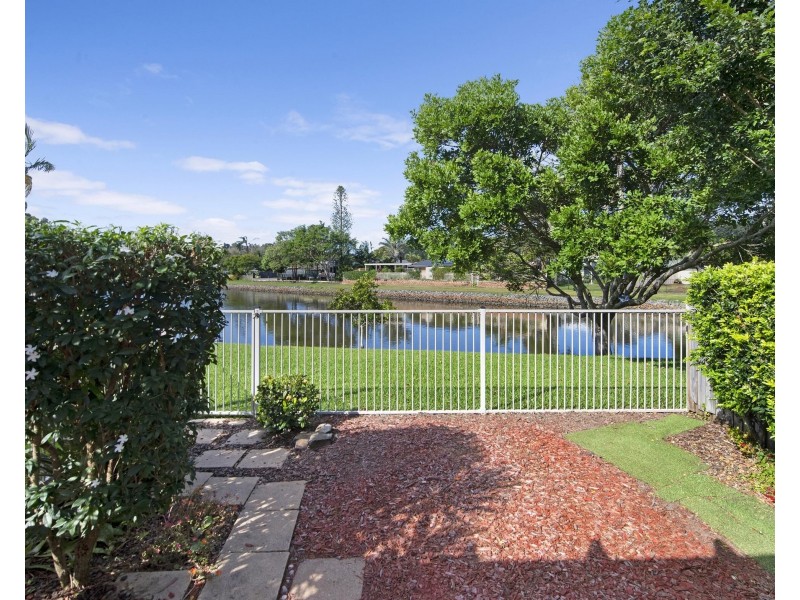 4/18 Bienvenue Drive, Currumbin Waters QLD 4223