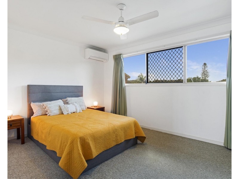 4/18 Bienvenue Drive, Currumbin Waters QLD 4223