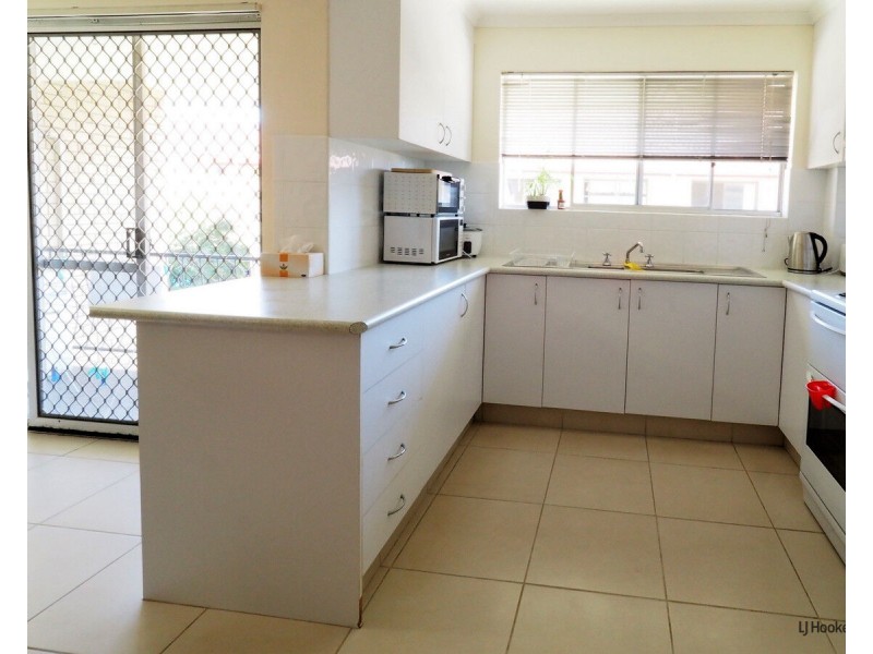 8/8 Allara Avenue, Palm Beach QLD 4221
