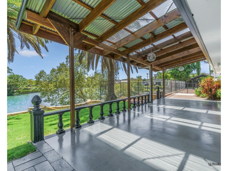 5 Prudhoe Place, Currumbin Waters QLD 4223
