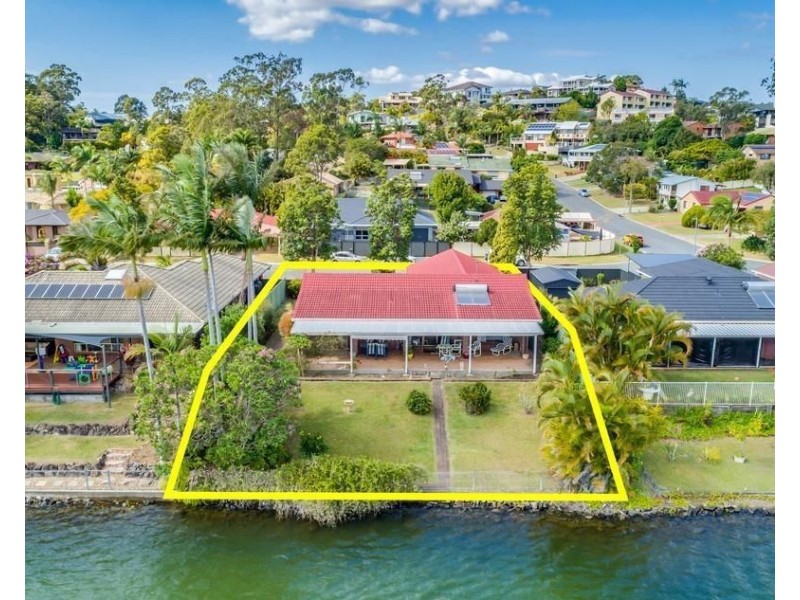 21 Ironbark Street, Elanora QLD 4221