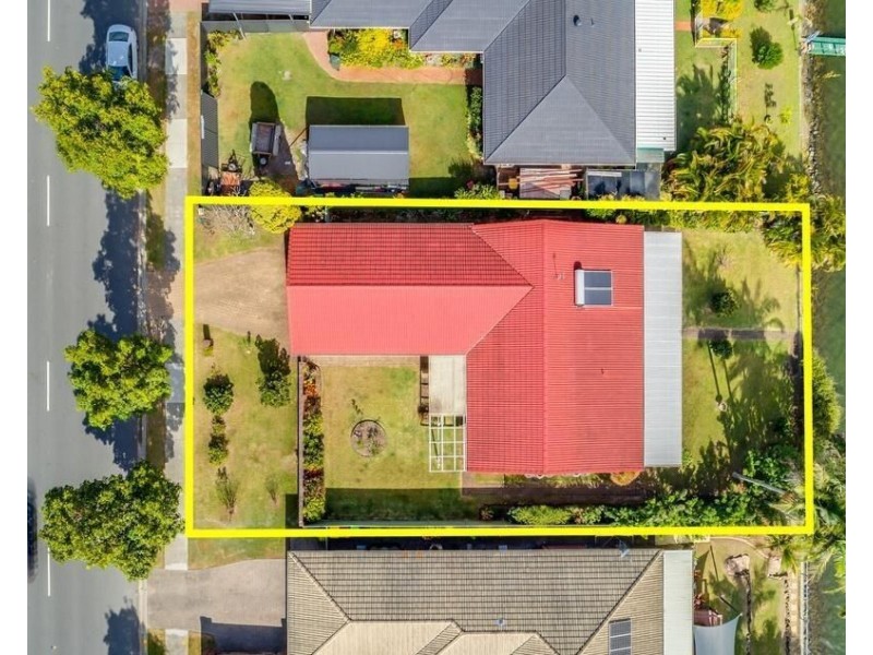 21 Ironbark Street, Elanora QLD 4221