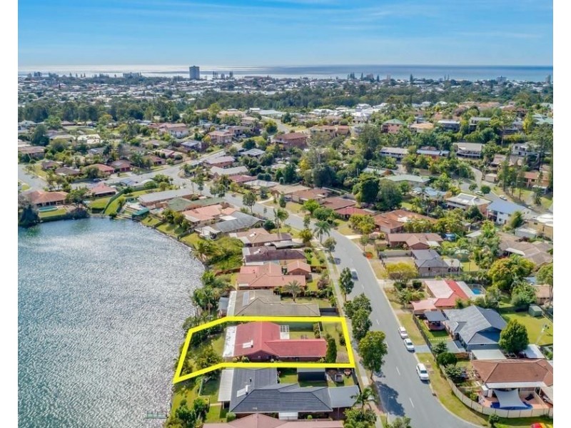 21 Ironbark Street, Elanora QLD 4221