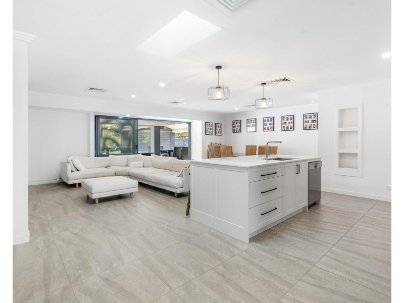 23 Daffodil Street, Tallebudgera QLD 4228