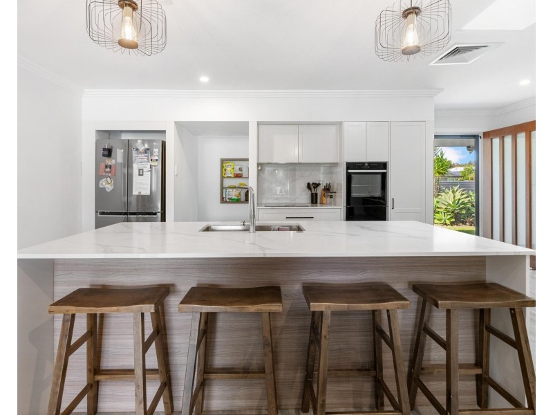 23 Daffodil Street, Tallebudgera QLD 4228