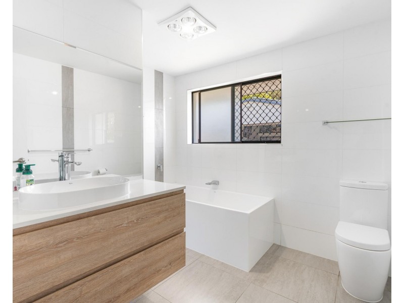 23 Daffodil Street, Tallebudgera QLD 4228