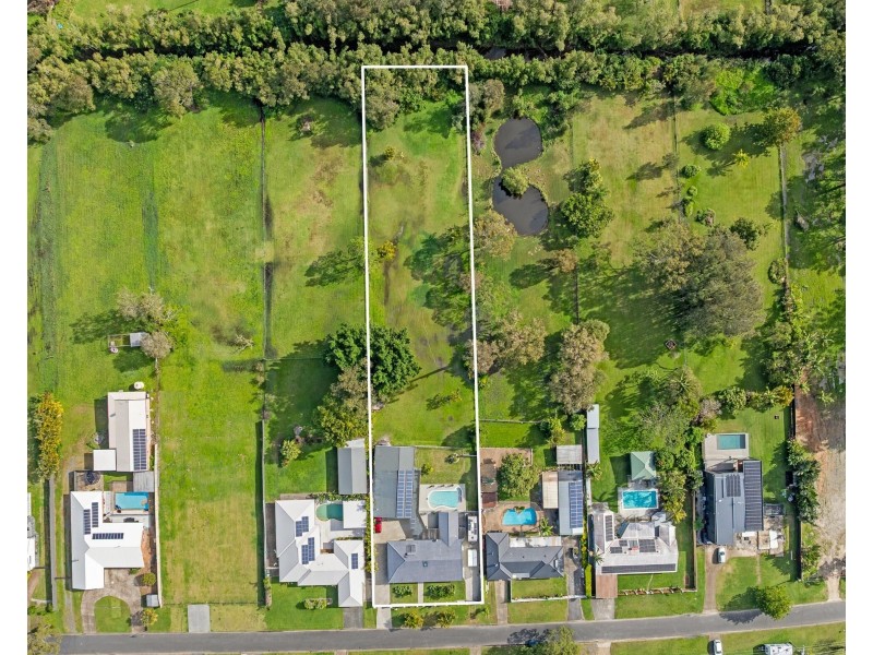 23 Daffodil Street, Tallebudgera QLD 4228