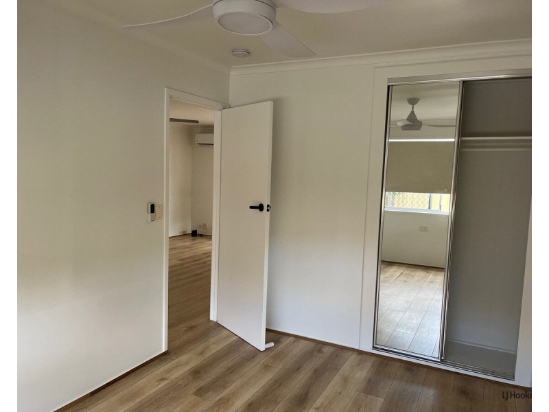 1/13 Tallebudgera Drive, Palm Beach QLD 4221