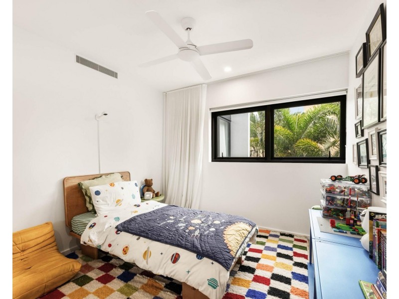 208/2 Mawarra Street, Palm Beach QLD 4221