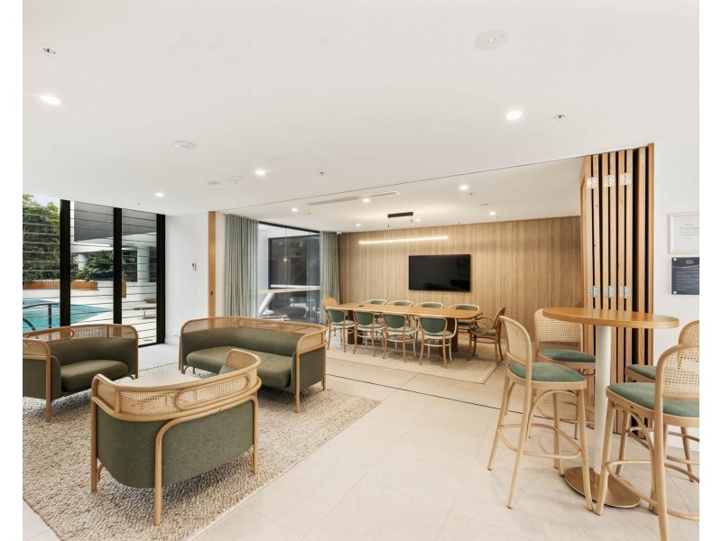 208/2 Mawarra Street, Palm Beach QLD 4221