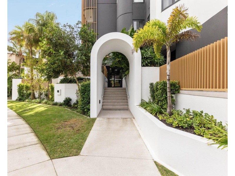 208/2 Mawarra Street, Palm Beach QLD 4221