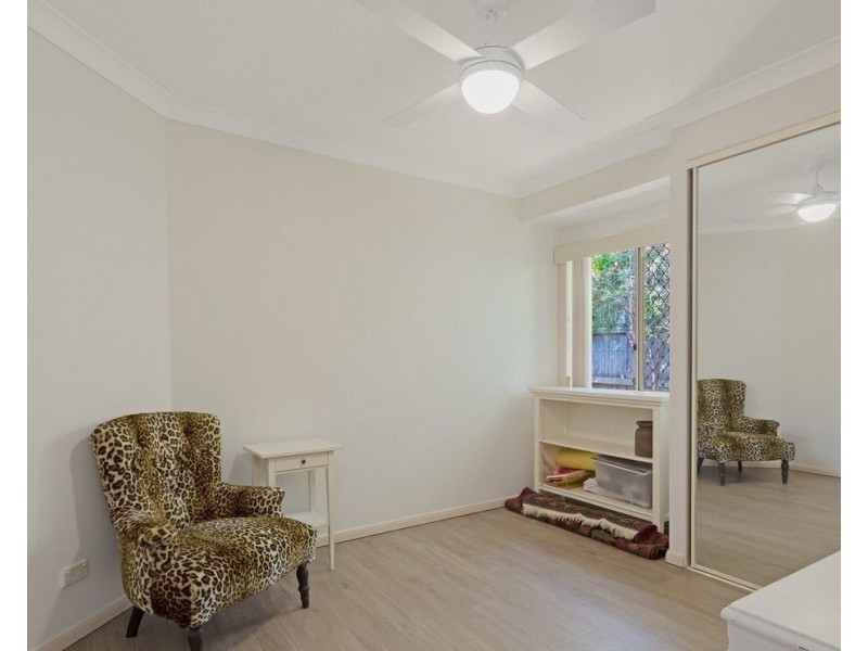 11 Islander Court, Burleigh Waters QLD 4220
