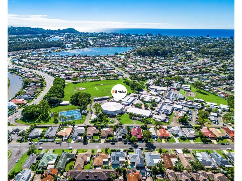 19 Saffron Street, Elanora QLD 4221