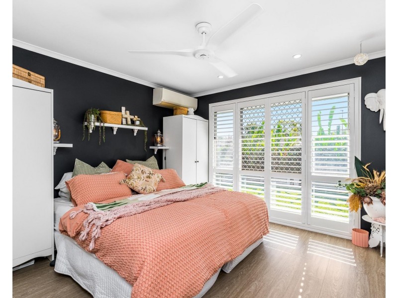 19 Saffron Street, Elanora QLD 4221