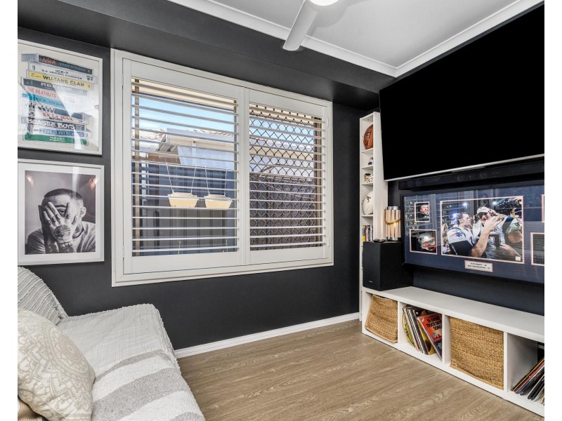 19 Saffron Street, Elanora QLD 4221
