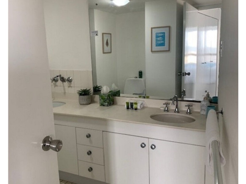 20E/973 Gold Coast Highway, Palm Beach QLD 4221