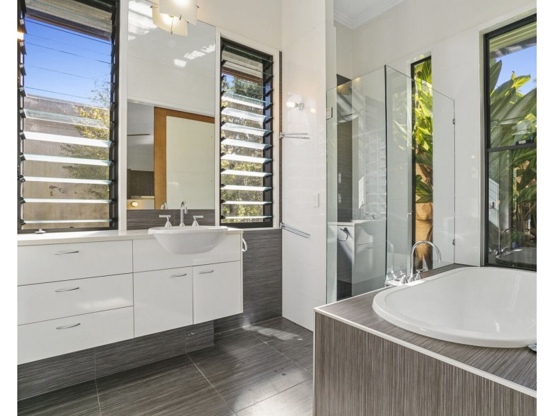 2 Mooligum Way, Currumbin Valley QLD 4223