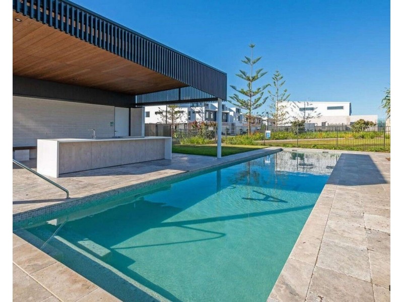 16/56 Harbourview Drive, Hope Island QLD 4212