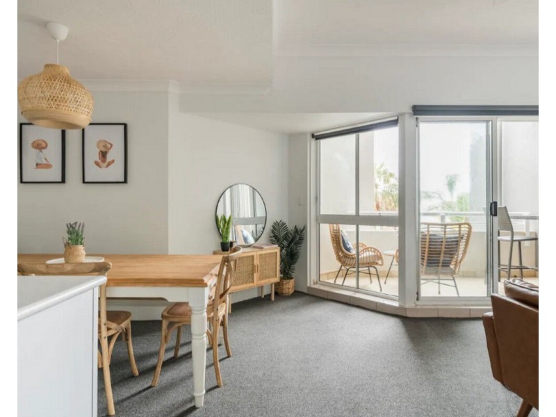 22/14 Jefferson Lane, Palm Beach QLD 4221