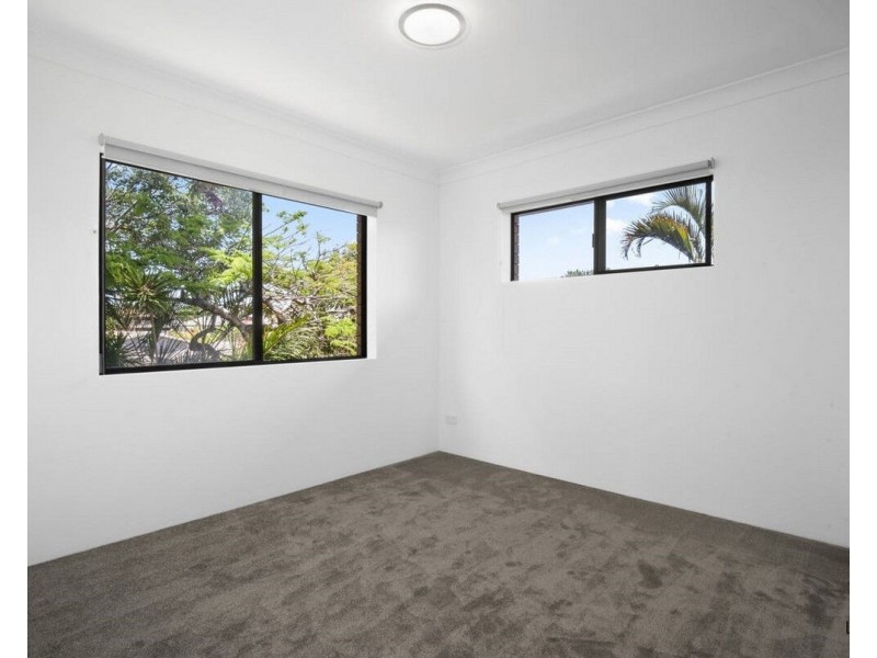 6/6 Twelfth Avenue, Palm Beach QLD 4221