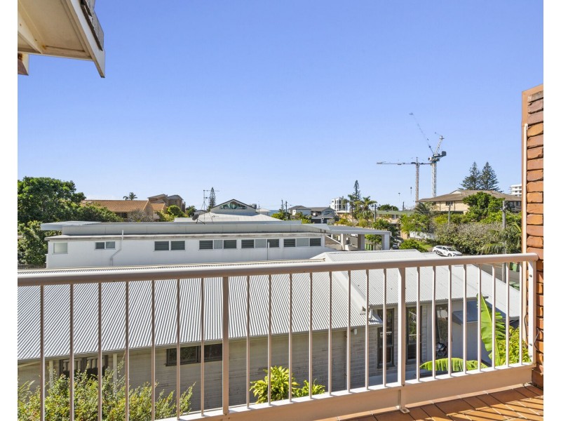 8/11 Fourteenth Avenue, Palm Beach QLD 4221