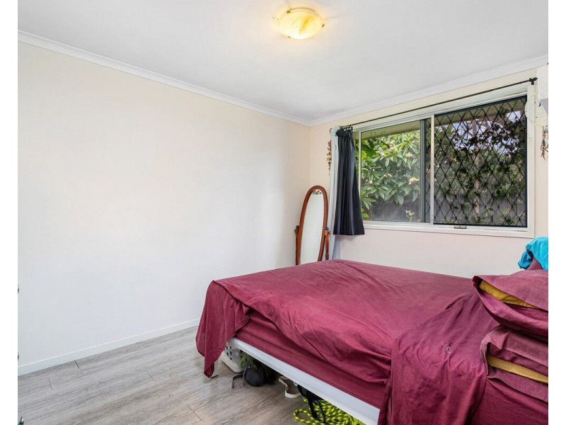 2/9 Walker Avenue, Palm Beach QLD 4221
