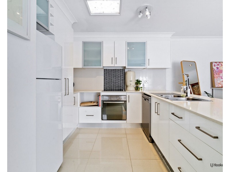 1/14 Walker Avenue, Palm Beach QLD 4221