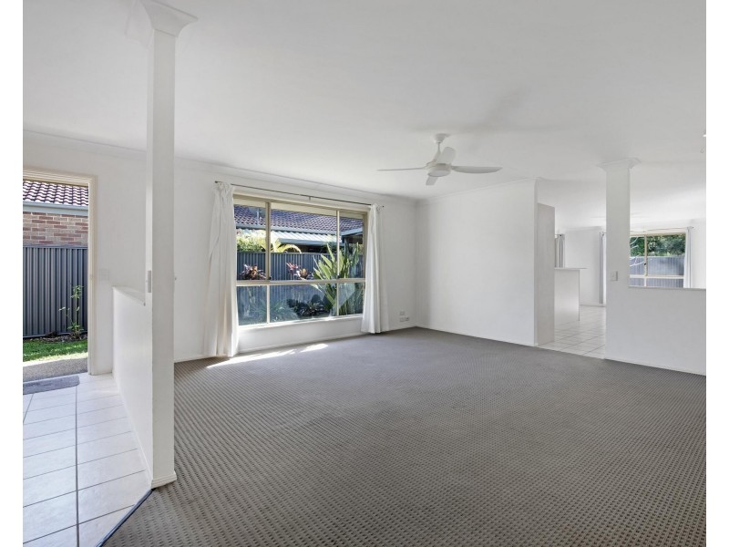 1/21 Mollys Place, Currumbin Waters QLD 4223