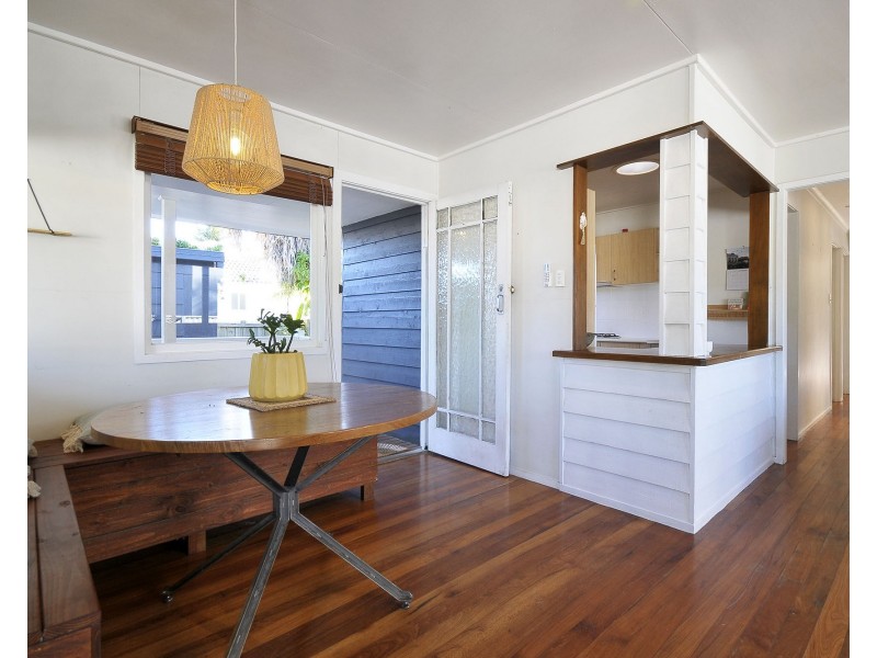 24 Riverside Drive, Currumbin Waters QLD 4223