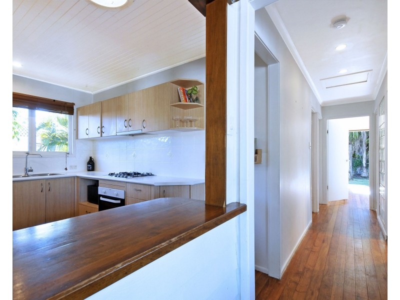 24 Riverside Drive, Currumbin Waters QLD 4223