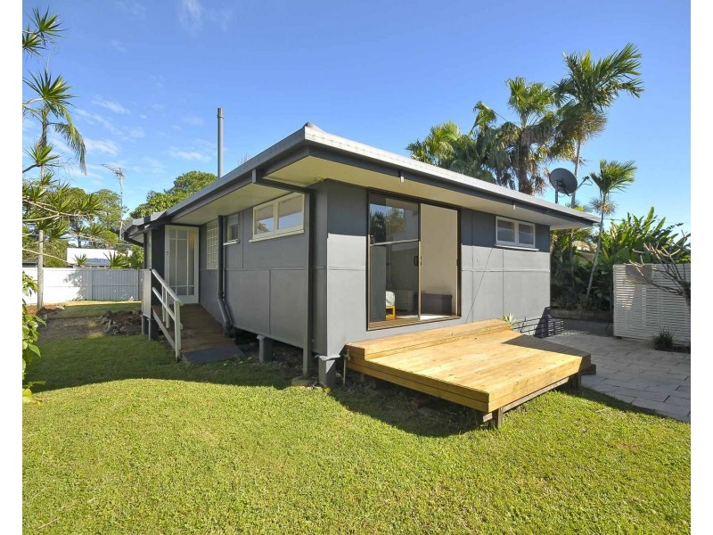 24 Riverside Drive, Currumbin Waters QLD 4223