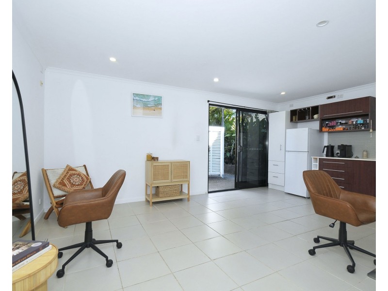 24 Riverside Drive, Currumbin Waters QLD 4223