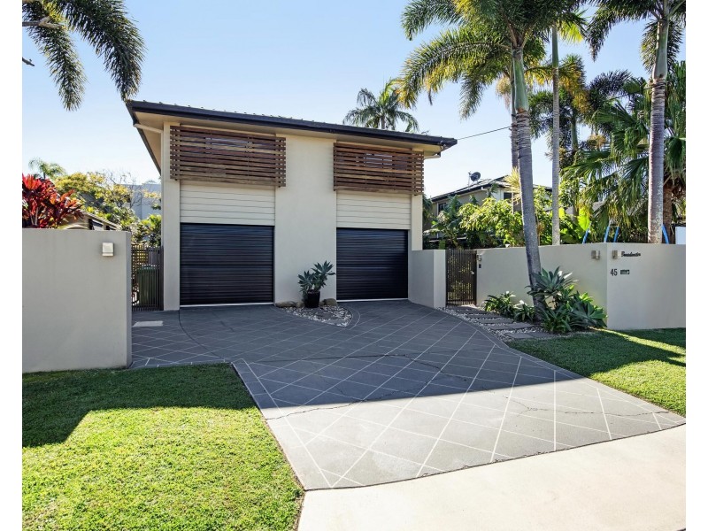 45 Broadwater Street, Runaway Bay QLD 4216