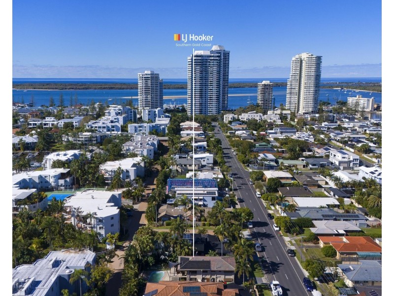 45 Broadwater Street, Runaway Bay QLD 4216