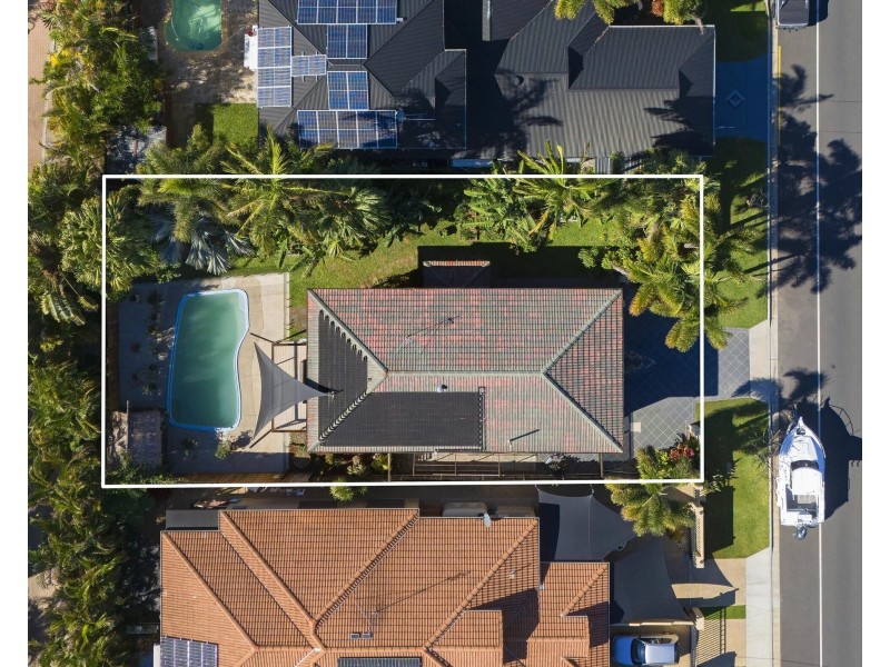 45 Broadwater Street, Runaway Bay QLD 4216