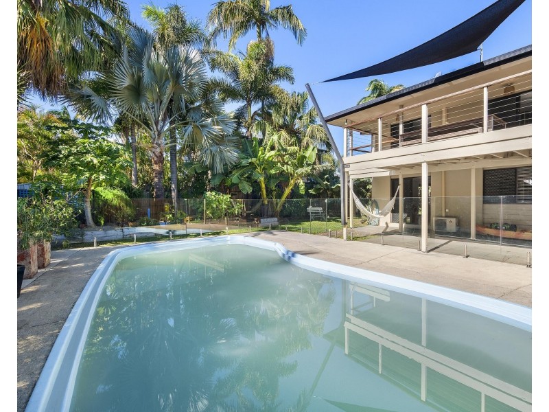 45 Broadwater Street, Runaway Bay QLD 4216