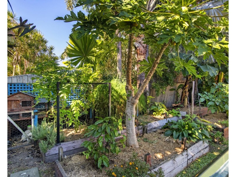 45 Broadwater Street, Runaway Bay QLD 4216