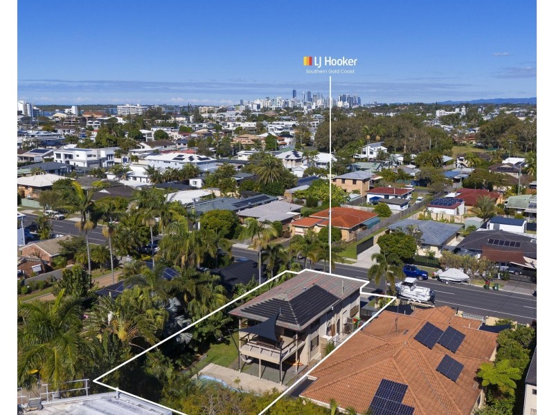 45 Broadwater Street, Runaway Bay QLD 4216