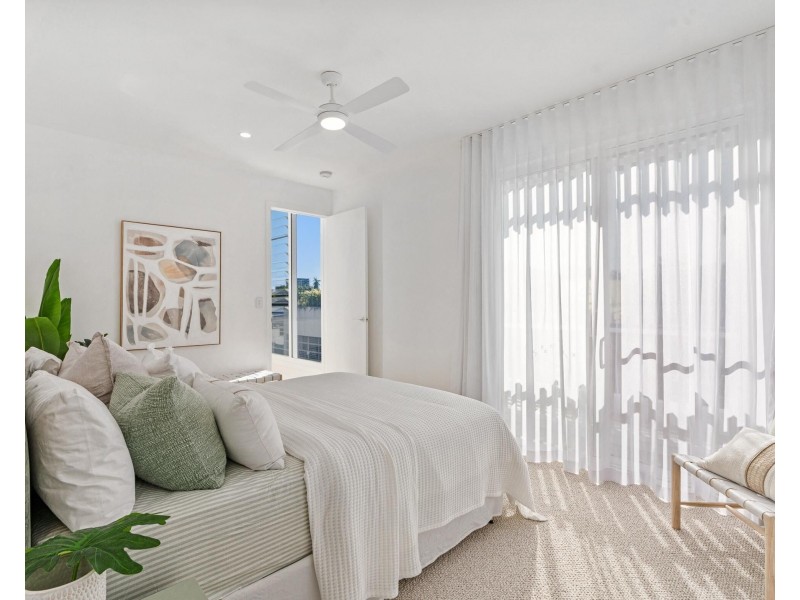4 Philippine Lane, Palm Beach QLD 4221